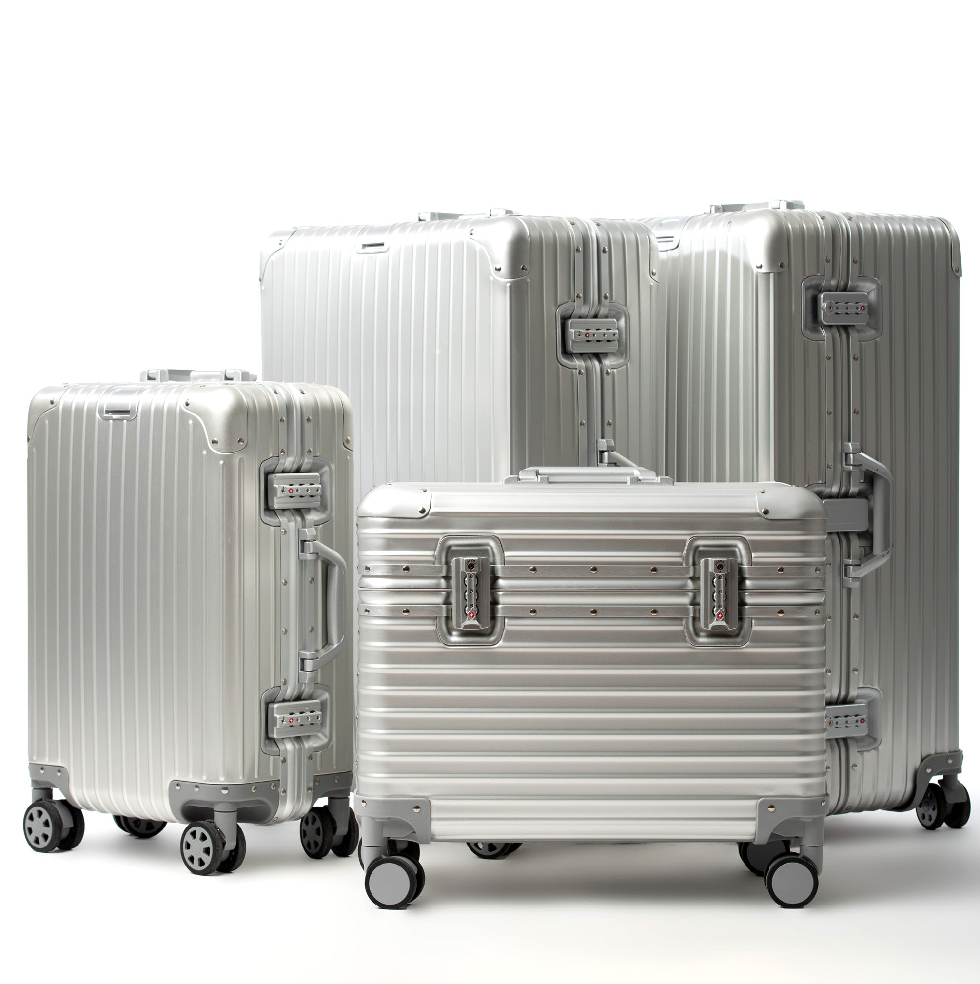 ALUMINIUM SUITCASE PRE ORDER SHIPPING 15TH JANUARY